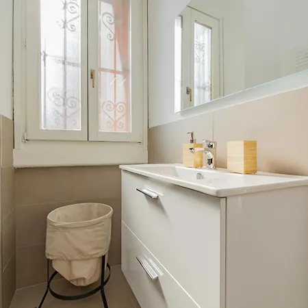 Stayq - Moscova - Porta Garibaldi Appartement